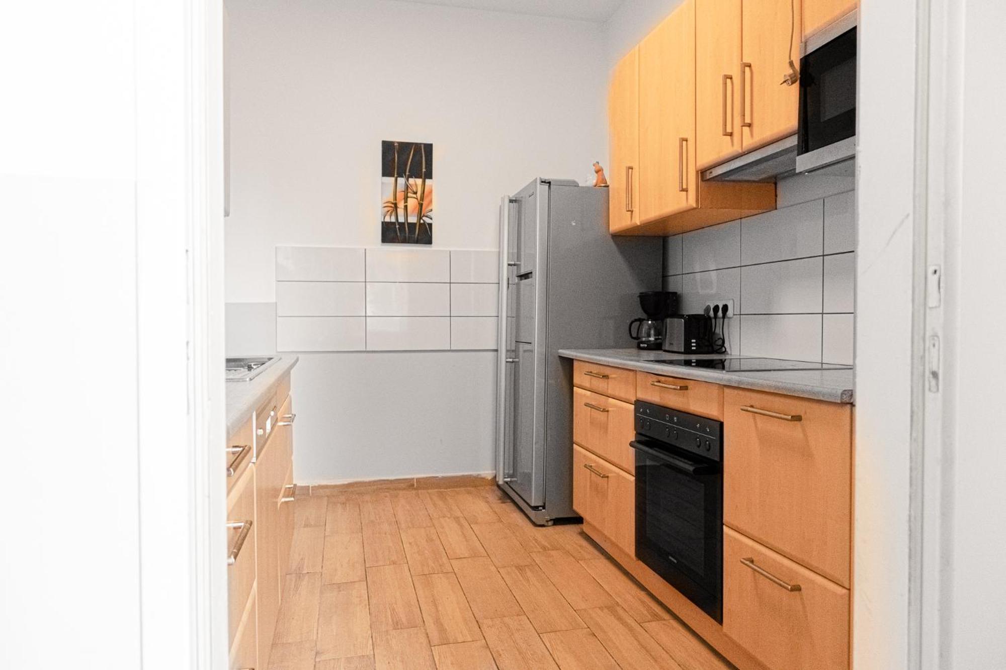 Lovely 2Br Shared Apartment, Enkplatz U3, 15Min To Center Вена Экстерьер фото