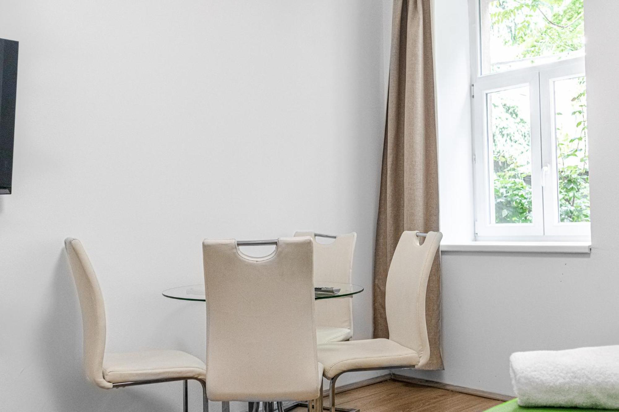 Lovely 2Br Shared Apartment, Enkplatz U3, 15Min To Center Вена Экстерьер фото